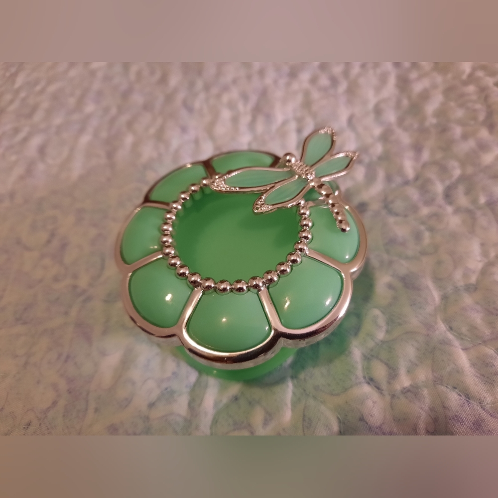 Green Dragonfly Scentportable